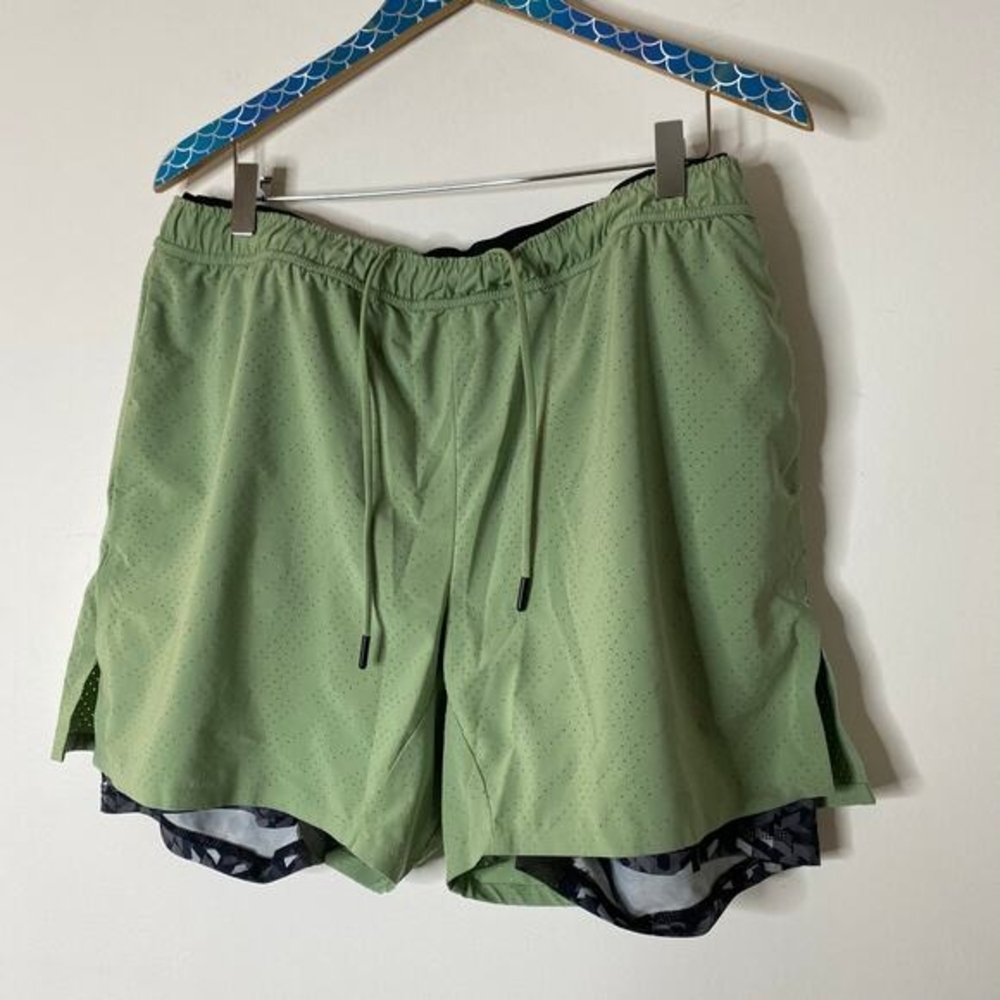 CHUBBIES Ultimate Training Shorts 5.5in Inseam Exposed Liner Size XXL